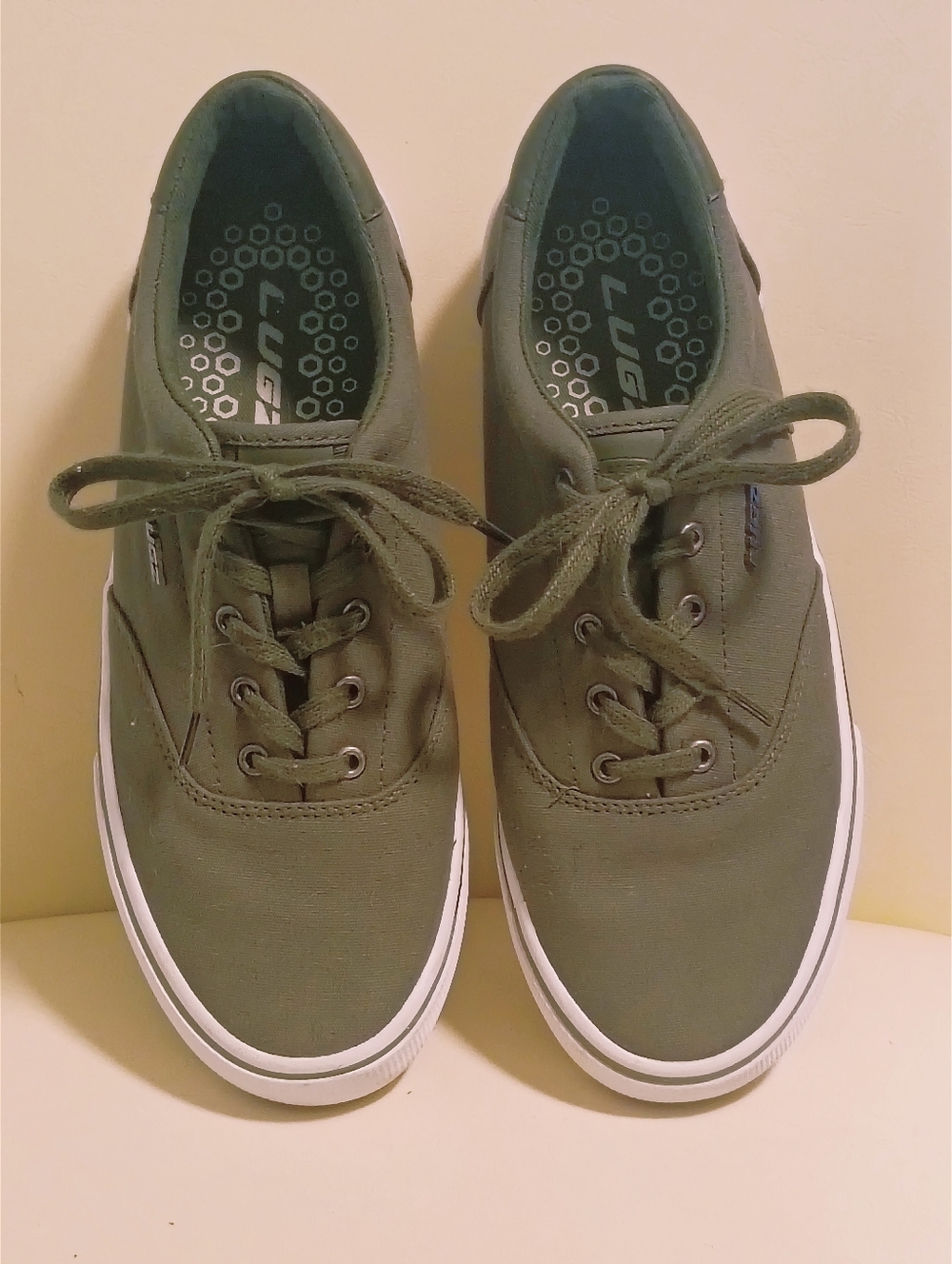 Lugz Womens Clipper Canvas Sneakers Olive Green Lace Up Shoes WAVIC-313 9.5